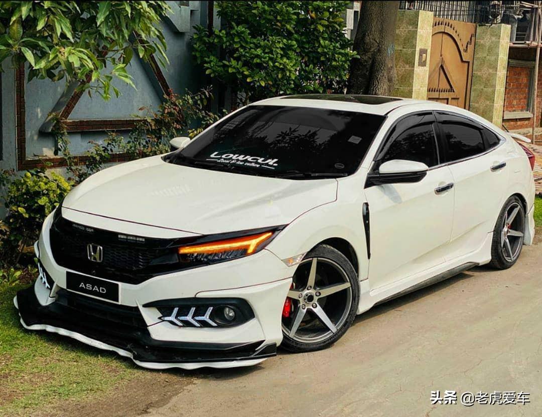 思域最新款引領(lǐng)潮流，轎車之我見